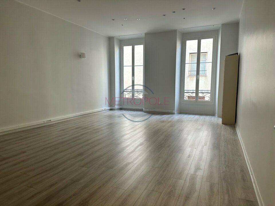 LOCATION-BUREAUX-NICE-METROPOLE COMMERCES