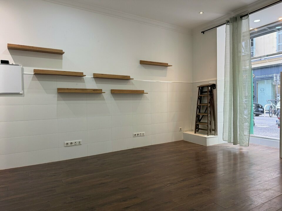 LOCATION-LOCAL COMMERCIAL--NICE-METROPOLE COMMERCES