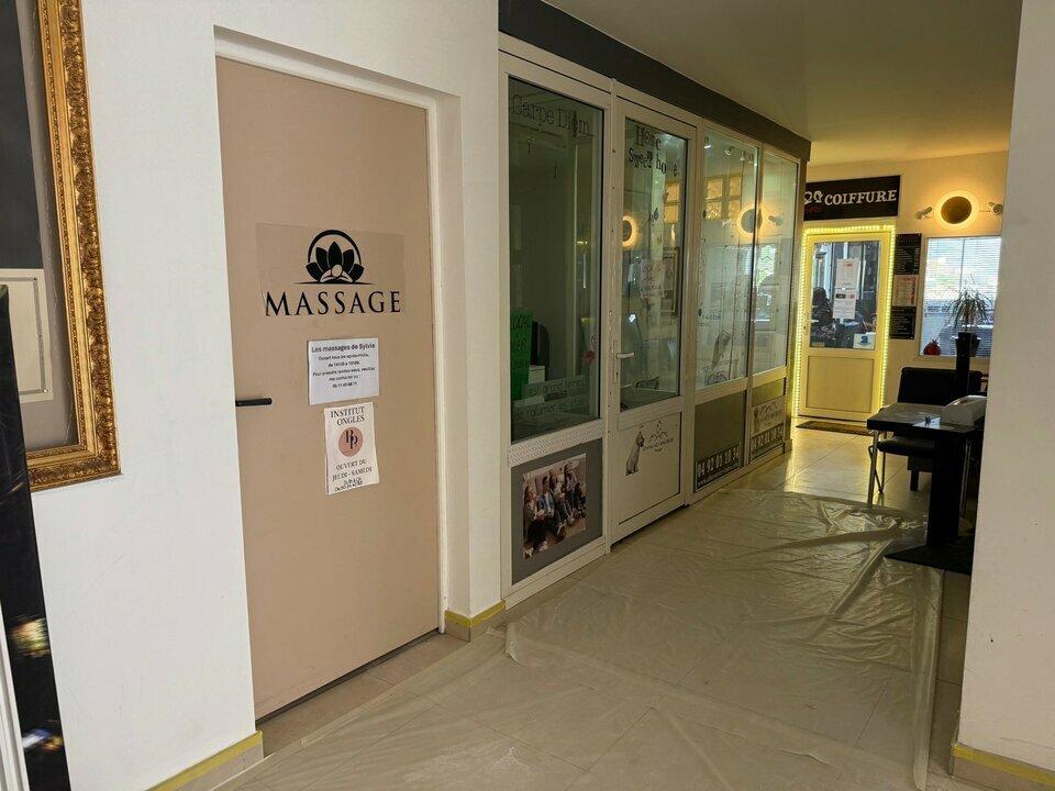 LOCATION-LOCAL COMMERCIAL--NICE-METROPOLE COMMERCES