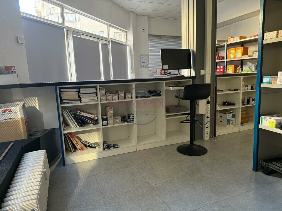 LOCATION-LOCAL COMMERCIAL--NICE-METROPOLE COMMERCES