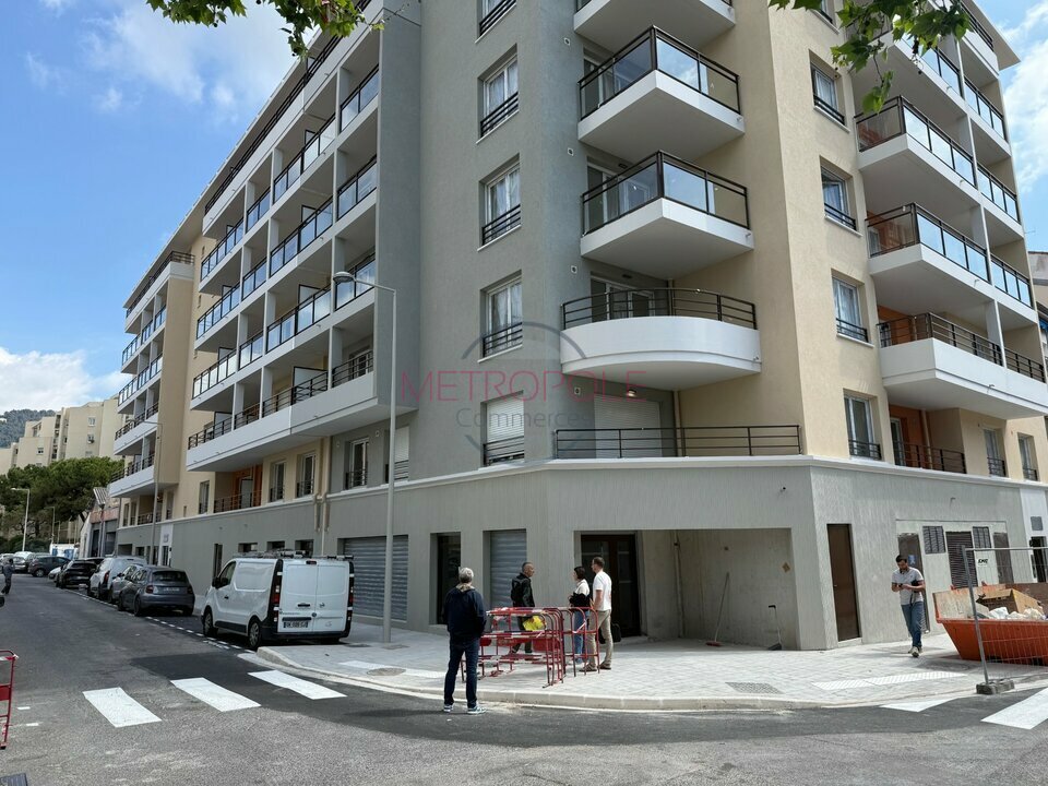 LOCATION-LOCAL COMMERCIAL--NICE-METROPOLE COMMERCES