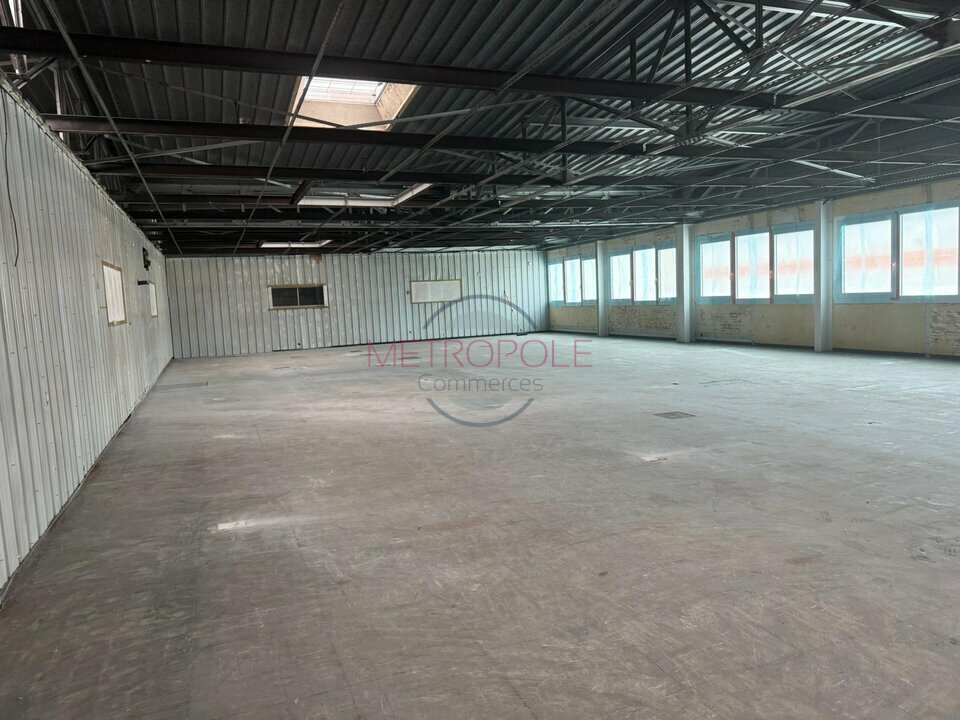 LOCATION-ENTREPOT - LOGISTIQUE--SAINT-LAURENT-DU-VAR-METROPOLE COMMERCES