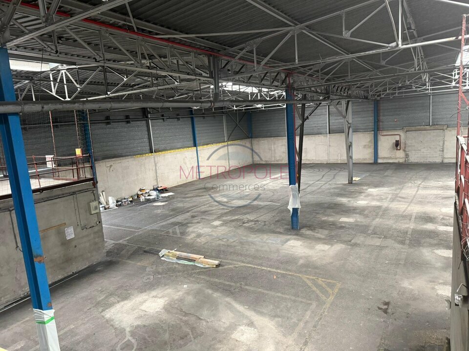 LOCATION-ENTREPOT - LOGISTIQUE--SAINT-LAURENT-DU-VAR-METROPOLE COMMERCES