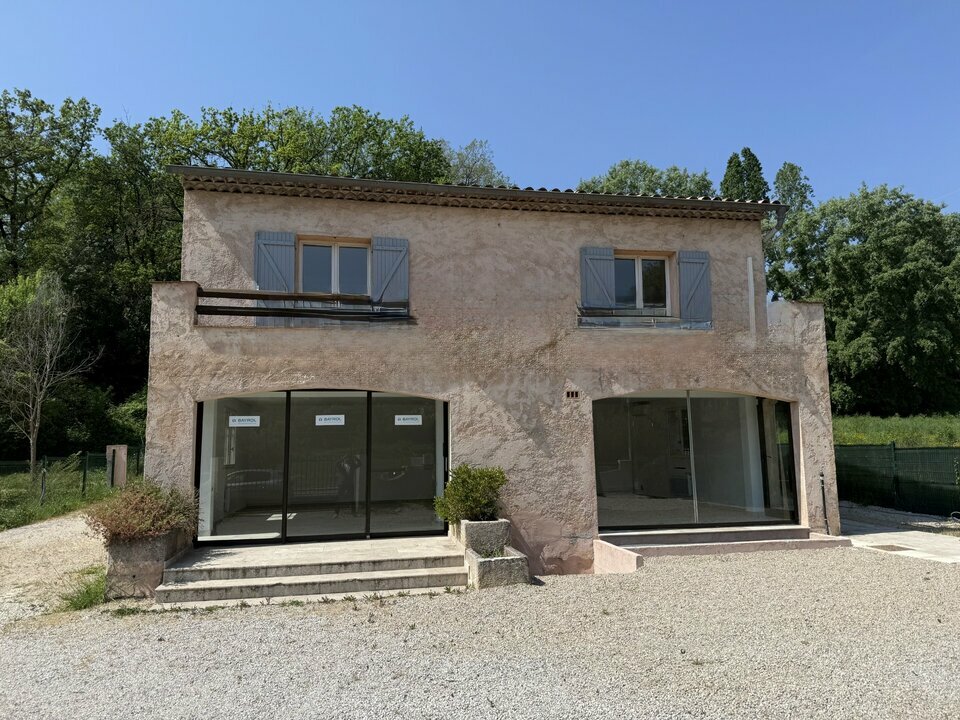 LOCATION-LOCAL COMMERCIAL--LA COLLE-SUR-LOUP-METROPOLE COMMERCES