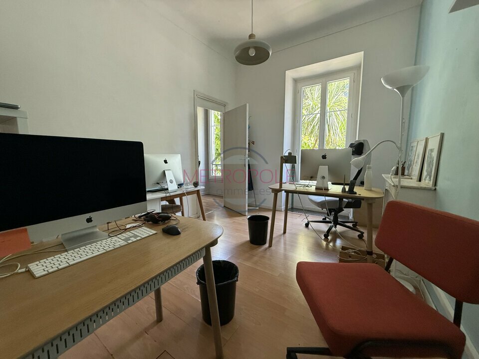 LOCATION-LOCAL COMMERCIAL--NICE-METROPOLE COMMERCES